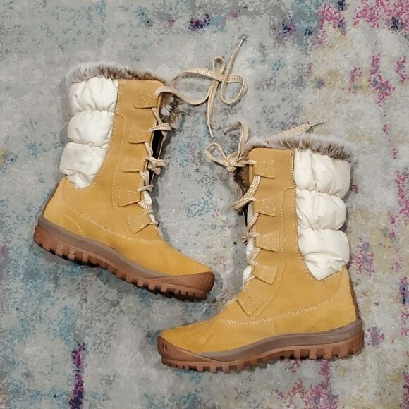 Timberland Mount Holly Duck Boots - Suede Lace Up Puffer Boots in Tan Size 8 - Picture 11 of 16